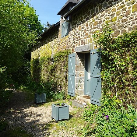 Le Domaine Bed and Breakfast Les Iffs Eksteriør billede