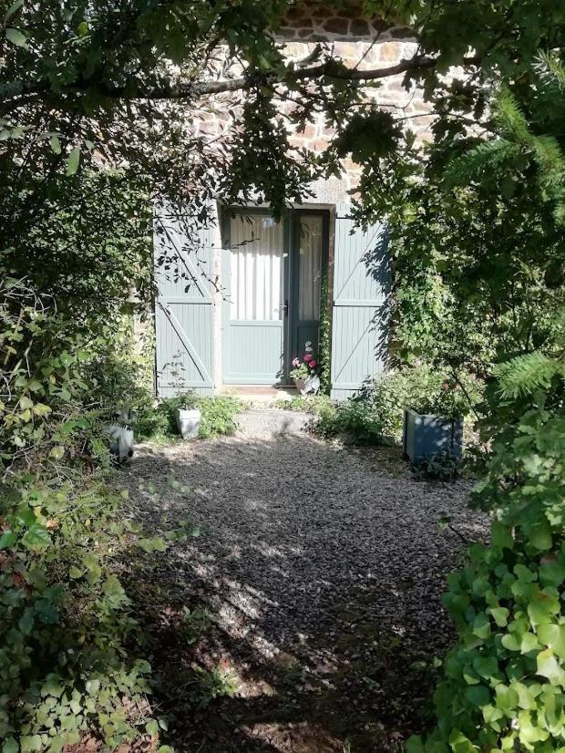 Le Domaine Bed and Breakfast Les Iffs Eksteriør billede