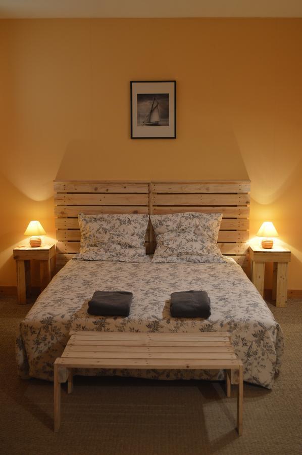 Le Domaine Bed and Breakfast Les Iffs Eksteriør billede